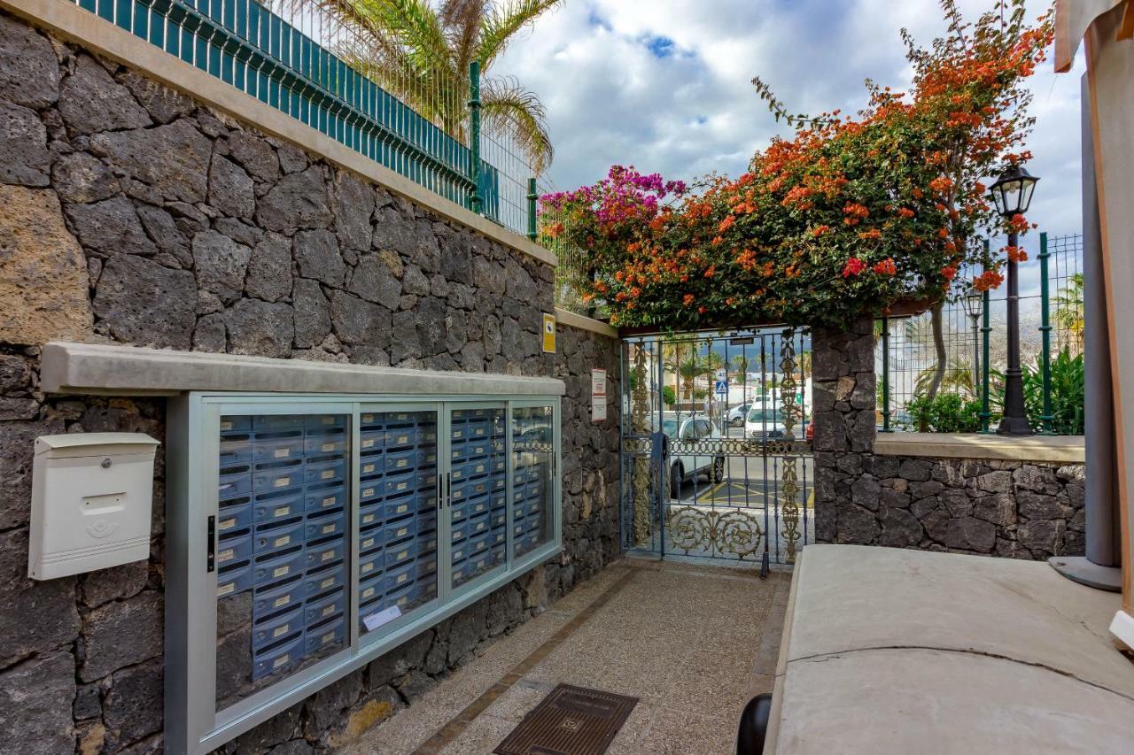 Tenerife Montana Amarilla Las Galletas Exterior photo